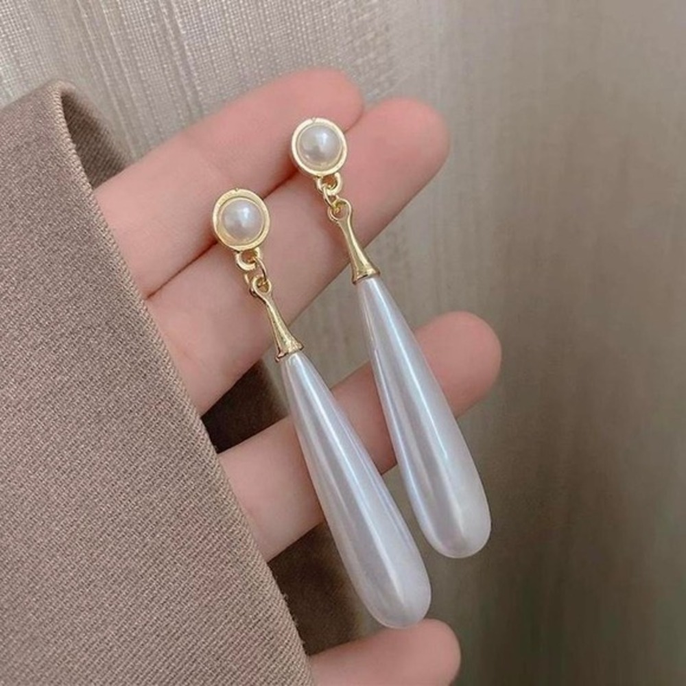 French-style teardrop pearl earrings for women retro temperament dangle earrings